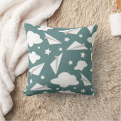 ティール(緑がかった色)の背景、装飾用クッションの紙飛行機 クッション (ブランケット)