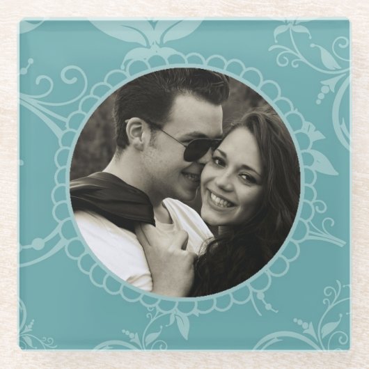 ティール（緑がかった色）の花柄 ガラスコースター (正面)