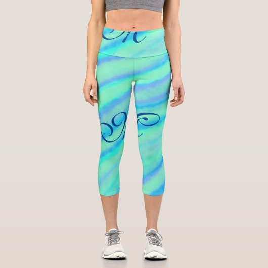 ティール（緑がかった色）の青い緑の水色の線あなたのモノグラムを追加 カプリレギンス (正面)