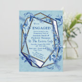 ティール(緑がかった色)の青い花の彫刻テクスチャード裏当て 招待状 (スタンド正面)