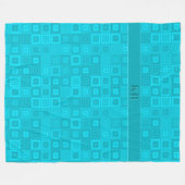 ティール（緑がかった色）の青と緑の正方形のパターン フリースブランケット (正面(横))