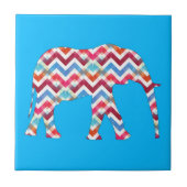 ティール(緑がかった色)の青のジグザグ形のシェブロンファンキーな象 タイル (正面)