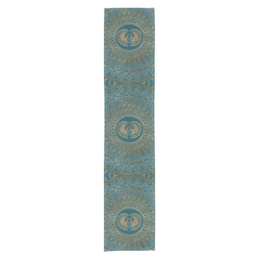 ティール(緑がかった色)の革のエジプトのオオタマオシコガネのカブトムシの金ゴールド ショートテーブルランナー (正面)