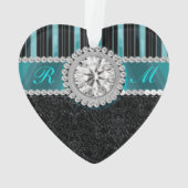 ティール（緑がかった色）の、銀製および黒ダイヤのモノグラム オーナメント (裏面)