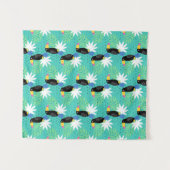 ティール（緑がかった色）のToucans タペストリー (正面(横))