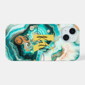 ティール(緑がかった色)アクアアガテゴールデンカスタムモノグラモダンム iPhone 15ケース (裏面横)