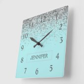 ティール（緑がかった色）アクアブルーシルバーグリッターモガーリーノグラム名 スクエア壁時計 (傾斜)