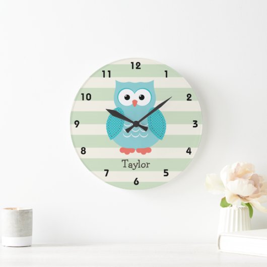 ティール(緑がかった色)オウルオンパステルグリーンストライプズ ラージ壁時計 (ホーム)