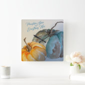 ティール(緑がかった色)カボチャアクリル時計 スクエア壁時計 (ホーム)