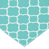 ティール(緑がかった色)クローバーパターン ショートテーブルランナー (コーナー)