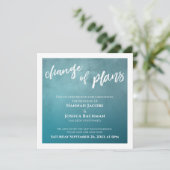 ティール（緑がかった色）グラデーション変更プランの延期結婚カード 招待状 (スタンド正面)