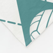 ティール(緑がかった色)グレアーガイルー型バレーボールモノグラムの フリースブランケット (角)