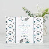 ティール（緑がかった色）グレーの女の子のサッカーの誕生日またはチームパーティー 招待状 (スタンド正面)