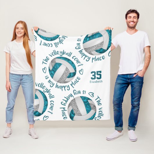 ティール（緑がかった色）グレーバレーボールコートhappy placeタイポグラフィ フリースブランケット (インサイチュ)