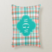 ティール(緑がかった色)コーラルホワイトマ名門私立校風のドラスモノグラム アクセントクッション (正面(垂直))