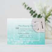 ティール（緑がかった色）サンドドルオセアニックウェディングRSVPカード 出欠カード (スタンド正面)
