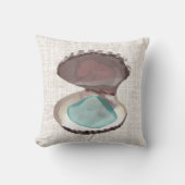 ティール(緑がかった色)シーガラス付き沿岸牡蠣 クッション (正面)