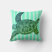 ティール（緑がかった色）ストライプのシーカメ装飾用クッション クッション (裏面)
