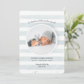 ティール（緑がかった色）ストライプの写真の誕生発表 招待状 (スタンド正面)