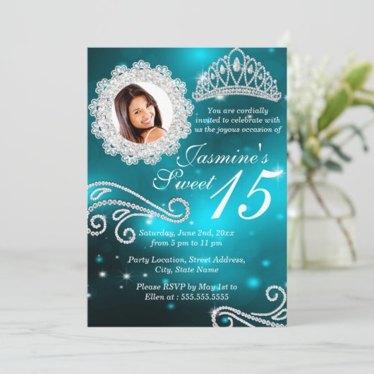 ティール（緑がかった色）スパークルダイヤモンドティアラ写真キンセアニェラ 招待状 (スタンド正面)