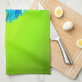 ティール(緑がかった色)ターコイズデイジーオンライムグリーンフラワーギフト キッチンタオル (四つ折り)