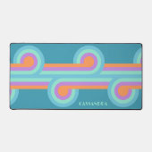 ティール(緑がかった色)ターコイズブルーオレンジパープルレトロパターン デスクマット (正面)