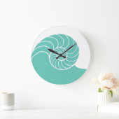 ティール(緑がかった色)ナウティラスシーシェル ラージ壁時計 (ホーム)