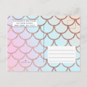 ティール(緑がかった色)ピンクグラムグリッターマーメイドテールプール誕生日 インビテーションポストカード (裏面)