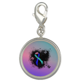 ティール（緑がかった色）/ピンク/青リボンのグランジハート チャーム