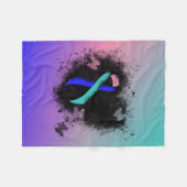 ティール(緑がかった色)/ピンク/青リボンのグランジハート フリースブランケット (正面(横))