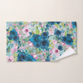 ティール(緑がかった色)フラワーズアンドピンクローズオンティール(緑がかった色) ハンドタオル (ハンドタオル)