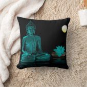 ティール（緑がかった色）ブッダとロータスアットナイト装飾用クッション クッション (ブランケット)
