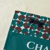 ティール(緑がかった色)&ブラウンレトロ'70sモチーフパーソナライズされた ビーチタオル (インサイチュ)