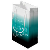 ティール（緑がかった色）ブラックグラデーション名前をカスタムする スモールペーパーバッグ (裏面アングル)