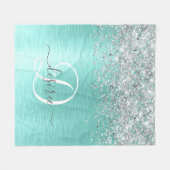 ティール（緑がかった色）ブラッシュメタル銀グリッターモノグラム名 フリースブランケット (正面(横))