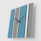 ティール(緑がかった色)ブルーグレーと白ストライプのモダン スクエア壁時計 (傾斜)