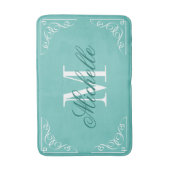 ティール（緑がかった色）ブルーバスマッエレガントト（名称モノグラム） バスマット (正面縦)