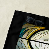 ティール(緑がかった色)ブルーホワイトドルフィンルックオブステンドグラス ビーチタオル (インサイチュ)