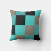 ティール(緑がかった色)ブルー、ブラック、グレーの正方形パターン クッション (裏面)