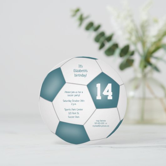 ティール（緑がかった色）ホワイトサッカーをテーマにした誕生日パーティー 案内状 (スタンド正面)