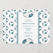 ティール(緑がかった色)ホワイトサッカーボールパターン誕生日パーティー 招待状 (正面/裏面)