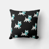 ティール（緑がかった色）&ホワイトハスキーマラムートドッグパターオンブラック クッション (裏面)