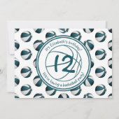 ティール(緑がかった色)ホワイトバスケットボールスポーツ誕生日チームパーティー 招待状 (裏面)