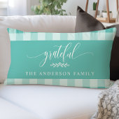 ティール（緑がかった色）&ホワイトバッファローチェック感謝パーソナライズされた ランバークッション