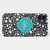 ティール（緑がかった色）モノグラムクローバーブラックフローラルパターン Case-Mate iPhoneケース (裏面(横))