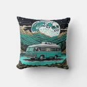 ティール（緑がかった色）ヴィンテージRVカンパーインザマウンテンズレトロ クッション (正面)