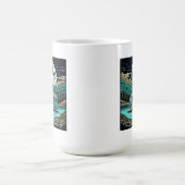 ティール(緑がかった色)ヴィンテージRVカンパーインザマウンテンズレトロ コーヒーマグカップ (中央)