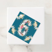 ティール（緑がかった色）写真6誕生日コラージブルーイエローフラワー フェイバータグ (インサイチュ)