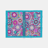 ティール（緑がかった色）及びピンクの花の模様カスタムベビー名 フリースブランケット (正面(横))