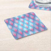 ティール(緑がかった色)及びピンク花びら模様 スクエアペーパーコースター (アングル)